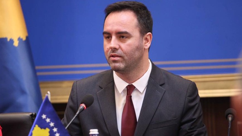 Shefi i Kabinetit të Glauk Konjufcës demanton lajmin e rremë të TetovaSot