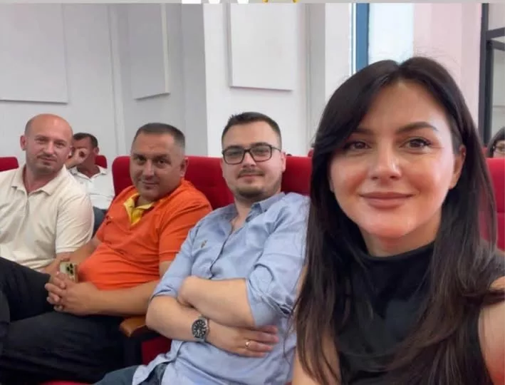 Asamblisti i AAK së në Suharekë  Reshat Selimaj  i bashkohet Lëvizjes Vetëvendosje