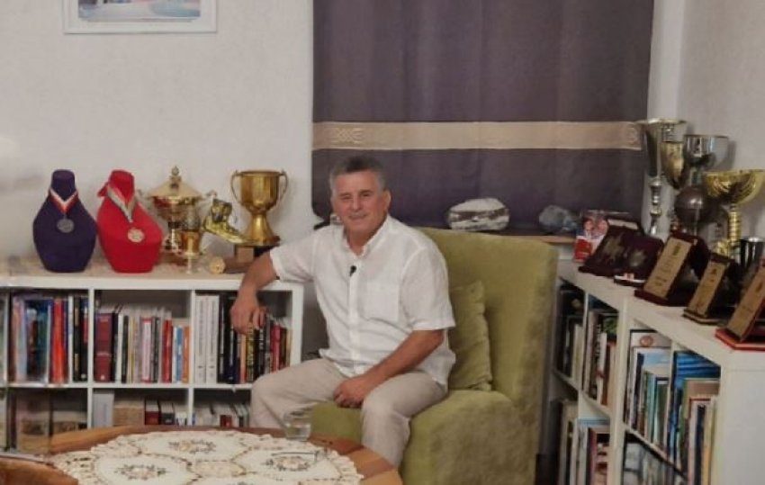 Kobra shqiptar  që as serbët  as rusët  as japonezët nuk i përballonin teknikës së tij  ka një mesazh 