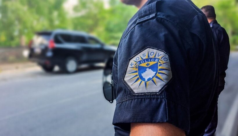 Policia jep detaje çfarë ndodhi mbrëmë në protestën para mesnatës  te baza e EULEX