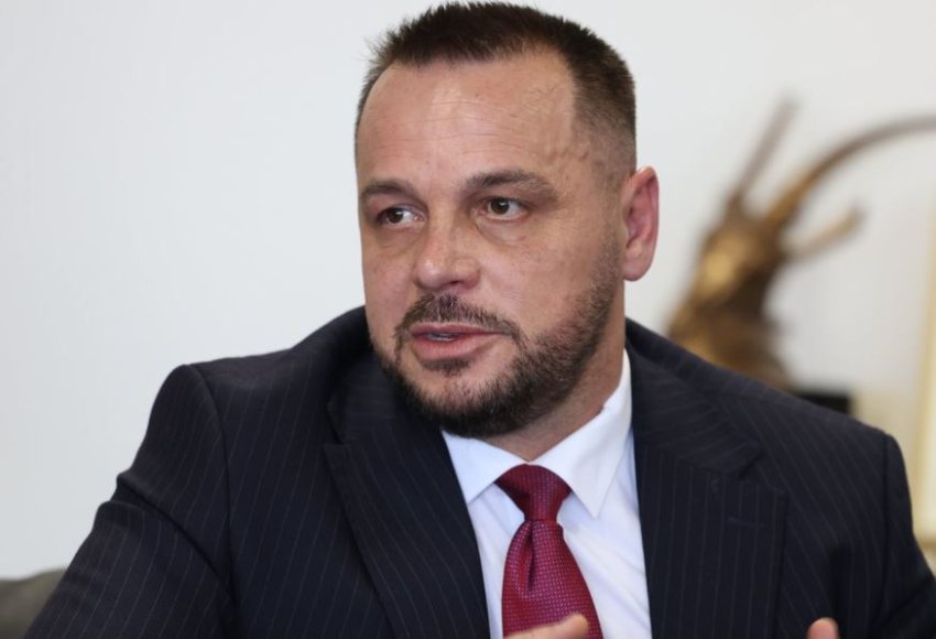 Maqedonci i reagon ministrit serb  Serbia  kërcënimi më i madh për destabilizimin e Ballkanit Perëndimor