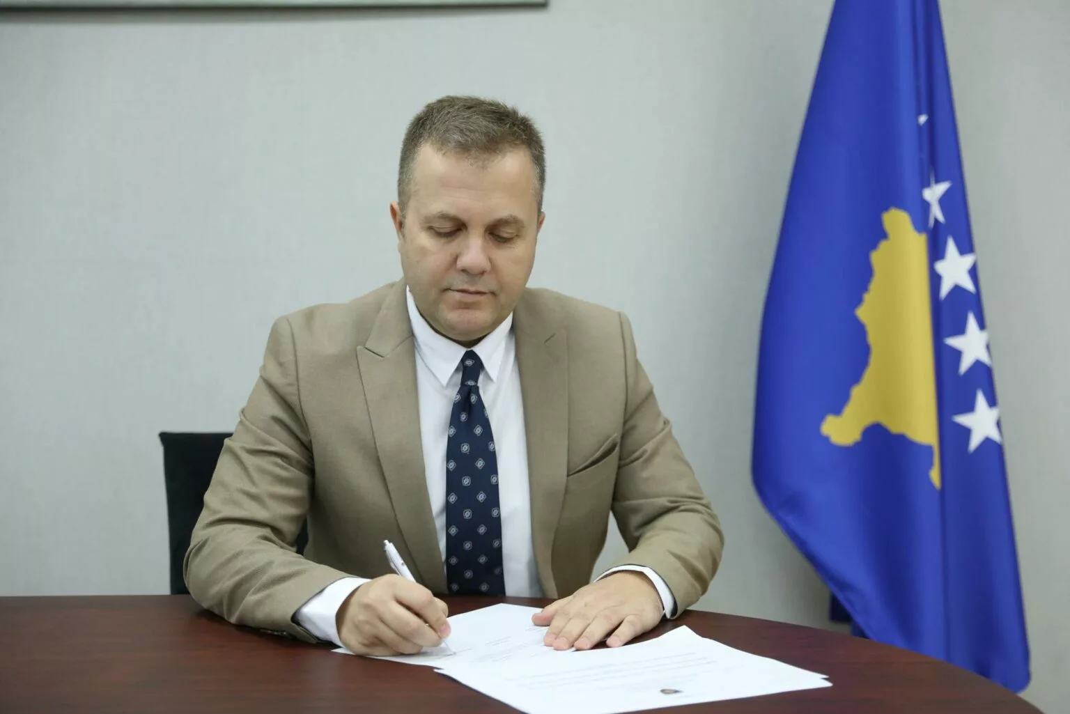 Sallahu  Pasuria e konfiskuar gjatë katër viteve mbi 12 milionë euro