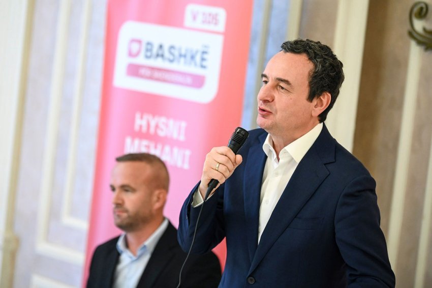 Kurti në Skënderaj  ka këto fjalë për Sami Lushtakun