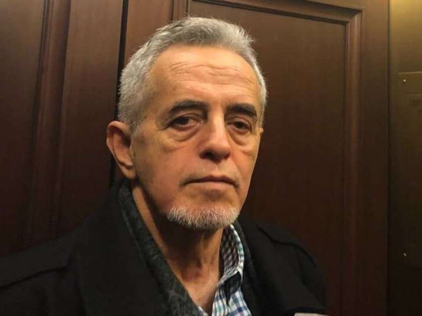 Adhuruesi i Don Kishotit dhe arkitekti i mullinjëve të erës luen me fatin mbi 2 milonë qytetarëve