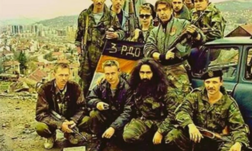  Turistët snajperistë  dhe  çetnikët e fundjavës   Kush ishin të huajt në rrethimin e Sarajevës 