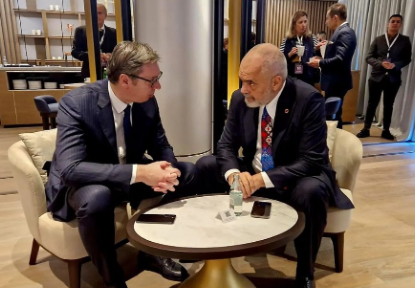 Bekteshi pas arrestimit të liderit venezuelian  Ballkani ka dy  Madurë binjakë  