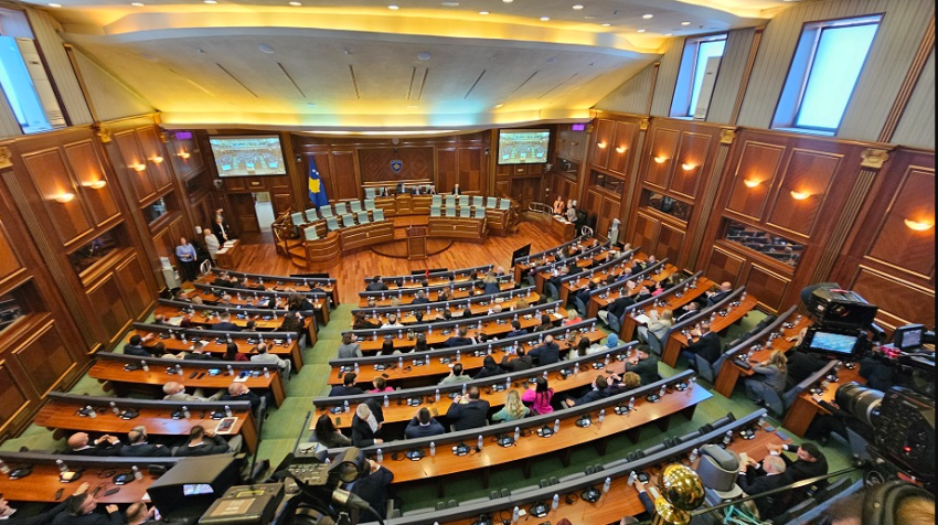 Ulëse të veçanta për diasporën në Kuvend të Kosovës   A po  troket  revolucioni politik 