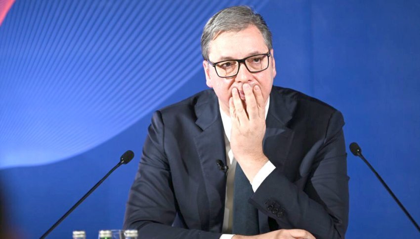 Mediat gjermane dhe zvicerane  kryqëzojnë  Vuçiqin  pse politikës me 4 karrige i ka ardhur fundi