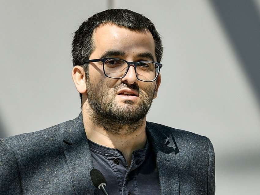  100 kepë  100 stupca  100 dinarë    Gashi i bën llogaritë opozitës për zgjedhjen e presidentes