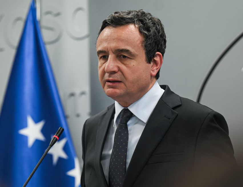 kurti-perkujton-skenderbeun-figure-qendrore-e-identitetit-dhe-shtetformimit-te-shqiptareve