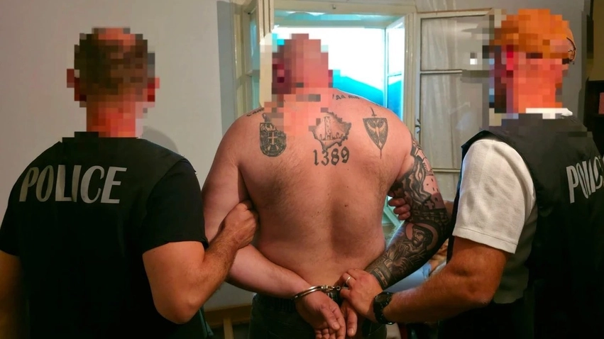 I dyshuari për sulmin ndaj KFOR it në pranga  dalin detaje të reja  Dyshohet se ishte polic serb