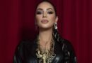 Fifi shfaqet vetëm me robdishan, duket seksi