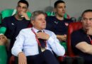 Dragan Stojkoviq përplaset me gazetarin serb, i lavdëron shqiptarët