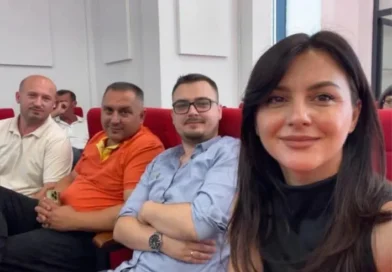 Asamblisti i AAK-së në Suharekë, Reshat Selimaj, i bashkohet Lëvizjes Vetëvendosje