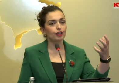 Gjyqtari “problematik” më 2018 mori 71 vota në Kuvend dhe dekretin e presidentit