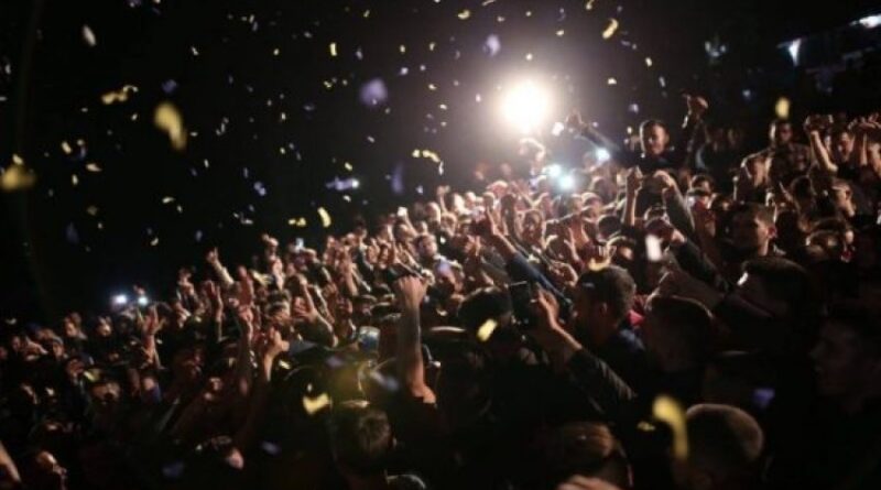 Fushatë pa flamuj, por me urdhra / Alarmon Kuçi: Serbia po ndërhyn hapur në zgjedhjet e 28 dhjetorit në Kosovë