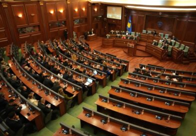 Partitë e vogla pengojnë zgjedhjen e Presidentit, kërkohen ndryshime kushtetuese