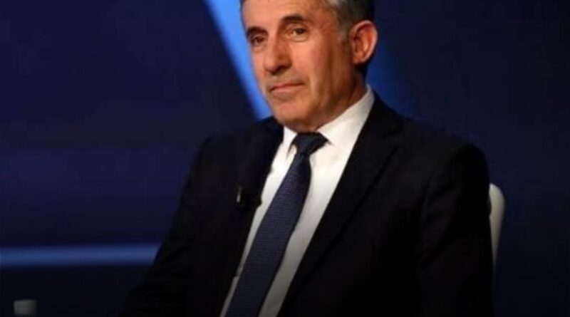 Serbia e rrethuar nuk do mund të qëndrojë në dy ose tri karrige!