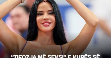 “Tifozja më seksi” e Kupës së Botës i çmend tifozët me veshjen e saj në Dallas