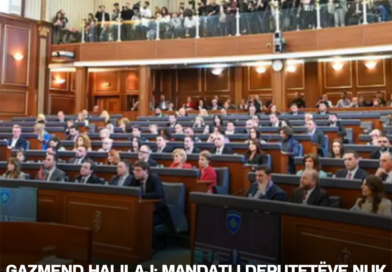 Gazmend Halilaj: Mandati i deputetëve nuk “digjet”, Kushtetuta mbi pazaret politike