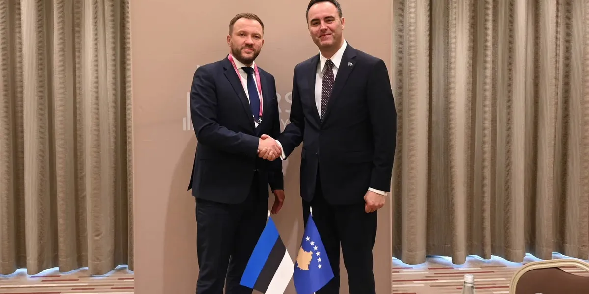 Konjufca takohet me homologun estonez  Kërcënimet nga Serbia dhe ndikimi rus kërkojnë angazhim të vazhdueshëm