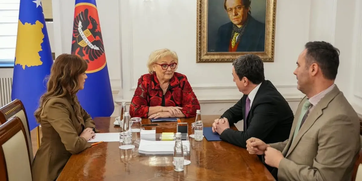 Mbrojtja e ish krerëve të UÇK së në Apel  presidentja Shiroka Pula mban takimin e parë koordinues