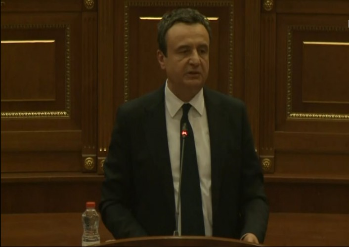 Kurti kërkon rishikimin e rasteve me rrezik të lartë brenda 72 orëve
