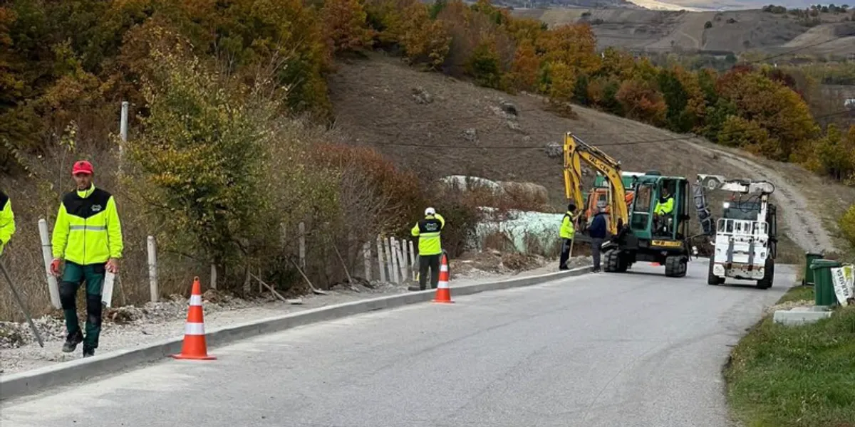 Gjurgjeviku i Madh i Klinës përfiton trotuar dhe ndriçim publik  investim 106 mijë euro