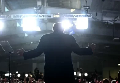 Kandidatët republikanë për Kongres nuk po e duan në fushatat e tyre Trumpin