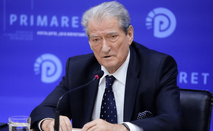 Berisha  Qytetarët të mbështesin këtë lëvizje historike  bizneset e vogla duhet të solidarizohen me protestën