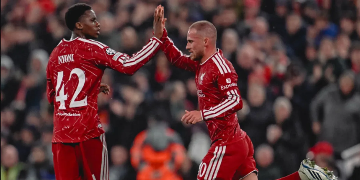Shtatë gola dhe rikthim spektakolar i Liverpoolit në  Anfield  për fitoren e tretë me radhë në Champions