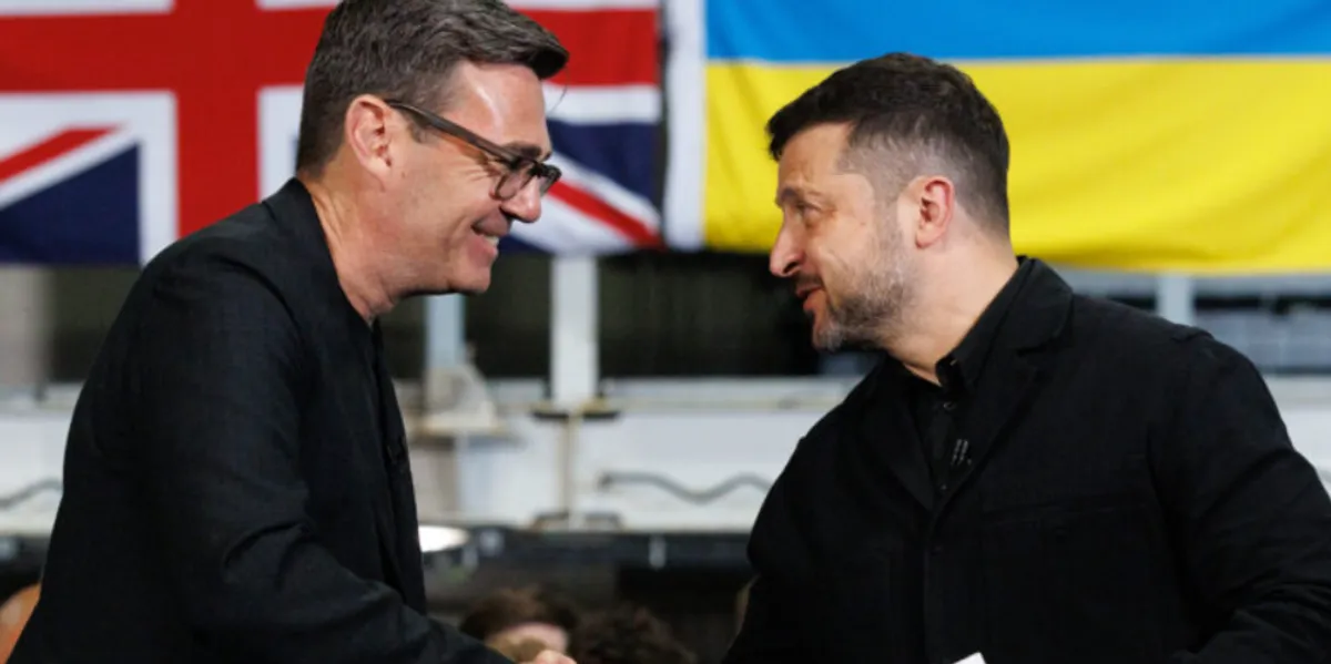 Kryeministri i britanik para takimit me Zelenskyn  Udhëheqësi ukrainas nuk do të largohet duarbosh nga Britania