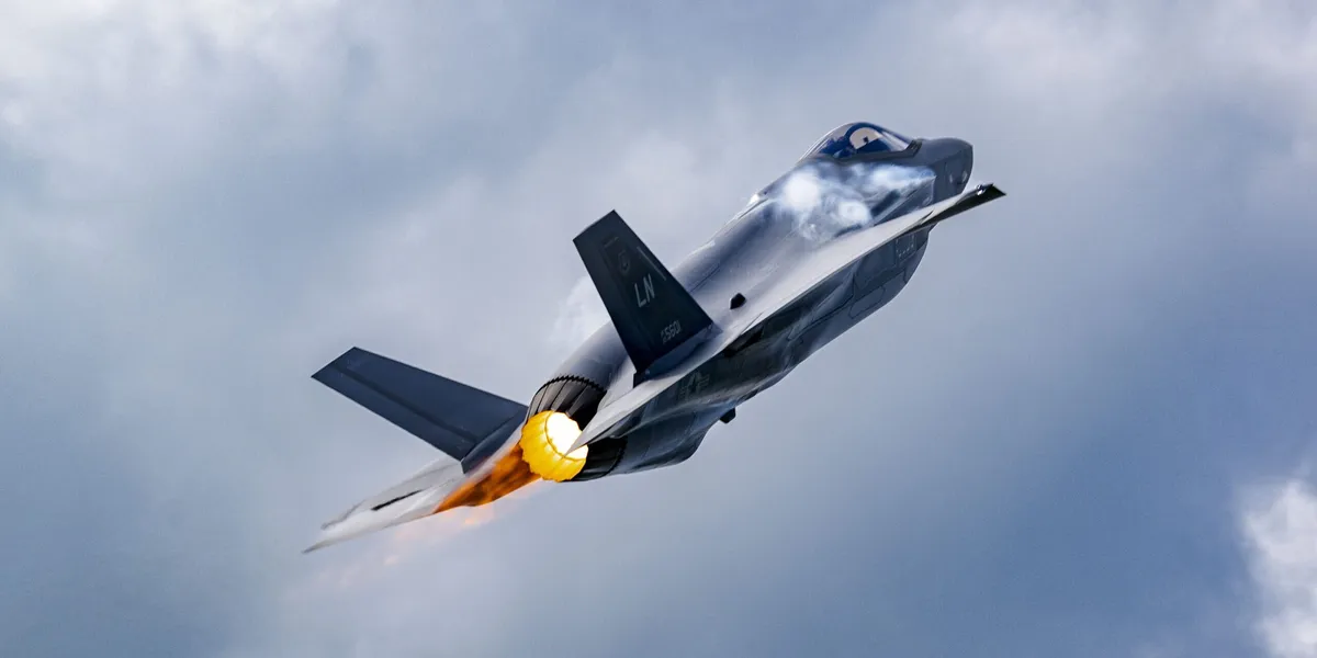 Miliarda dollarë për fuqinë ajrore  SHBA synon qindra aeroplanë të rinj F 35