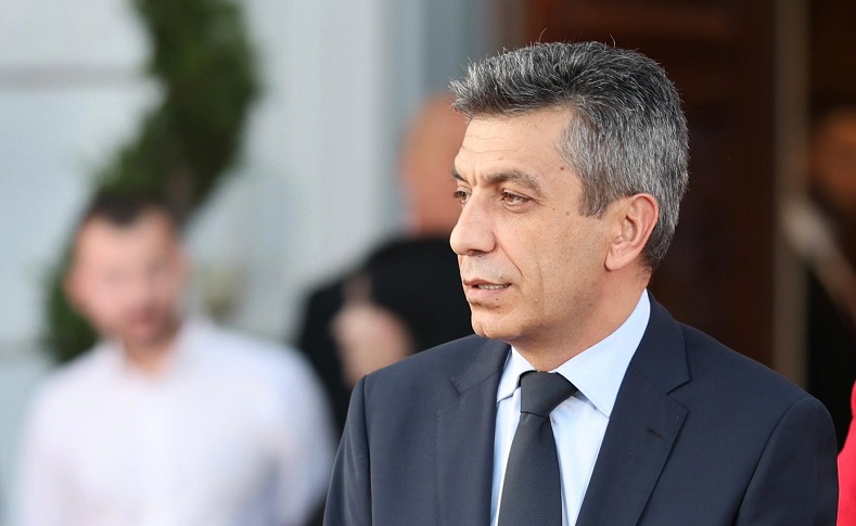 Protestat në Shqipëri  Mexhiti  Po i ndjekim me shqetësim dhe dëshirojmë më të mirën për Shqipërinë