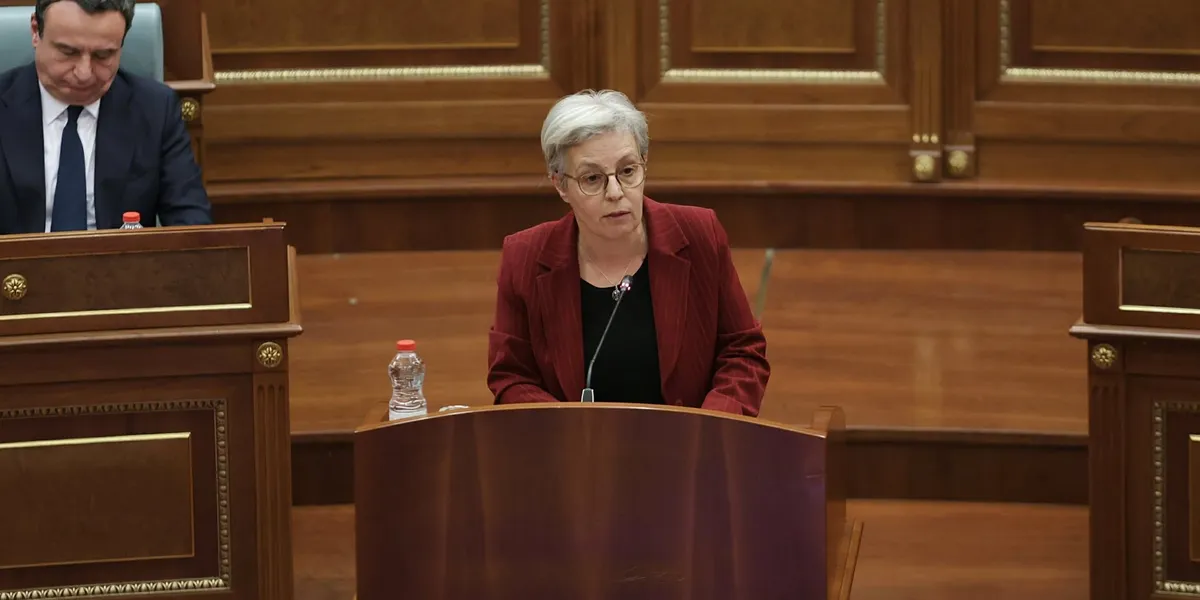  Fatkeqësisht  nuk iu drejtua Qeverisë    Gërvalla për Arlindën  Ndoshta do të kishte pasur angazhim