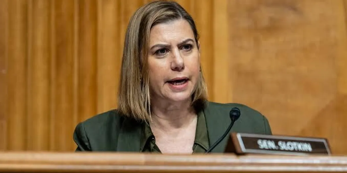 Senatorja amerikane mesazh për protestat në Shqipëri  Mbroni qytetarët nga dhuna policore dhe luftoni korrupsionin